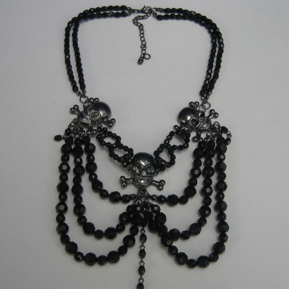 Pirate Skull & Cross Bones Black Beaded Necklace